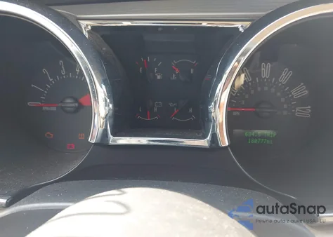 2009 Ford Mustang V6/V6 Premium z USA, uszkodzony, nr VIN 1ZVHT80N795112053